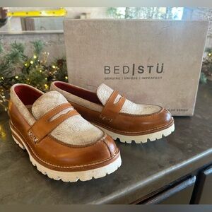 BED|STU Women's Brown and Cream Flats